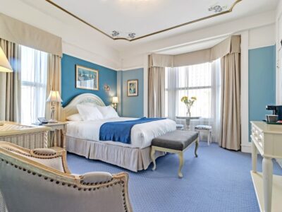 Cornell Hotel De France