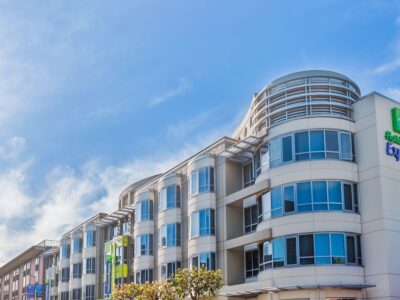 Holiday Inn Express & Suites Fishermans Wharf by IHG